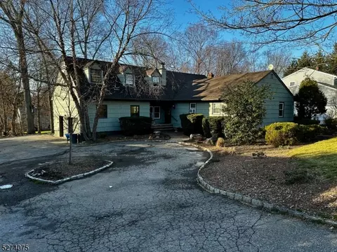 157 Passaic Ave, Roseland, NJ 07068