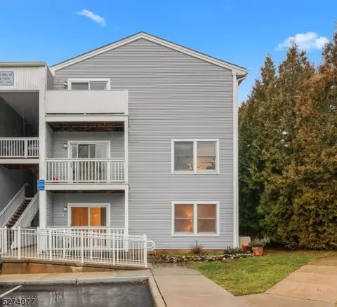 133 Griggs Dr, Princeton, NJ 08540