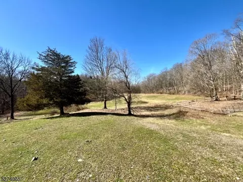 2125 Stillwater Rd, Frelinghuysen Twp, NJ 07860