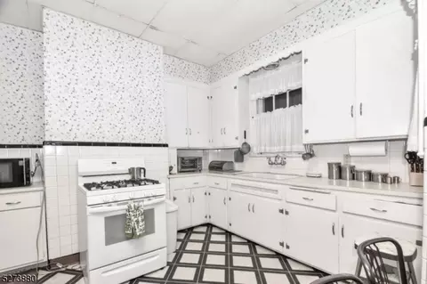 909 Madison, Plainfield, NJ 07060 photo 24