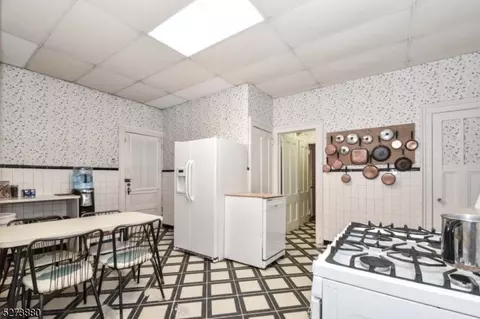 909 Madison, Plainfield, NJ 07060 photo 26