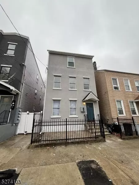 34 Watson St, Paterson, NJ 07522