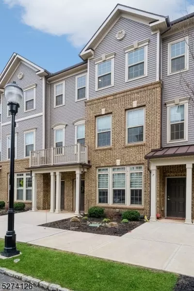5 Robeson St, Somerville, NJ 08876