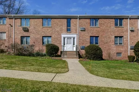 54 Troy Dr # B, Springfield, NJ 07081