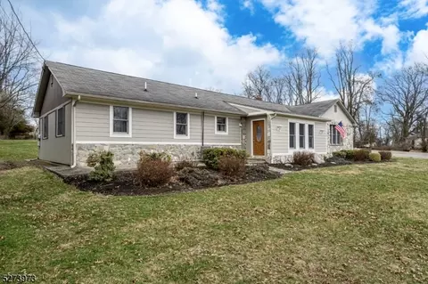 40 Readington Rd, Readington Twp, NJ 08889