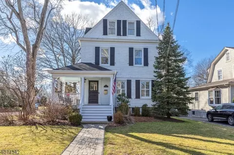 26 Clinton Ave, New Providence, NJ 07974