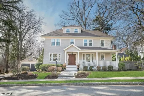 109 Oak Ridge Ave, Summit, NJ 07901