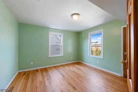 613 E 6th St, Plainfield, NJ 07060 photo 9