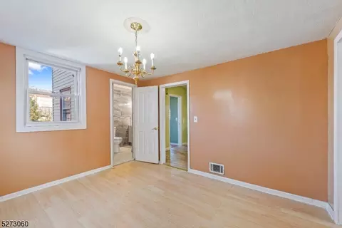 613 E 6th St, Plainfield, NJ 07060 photo 3