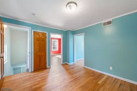 613 E 6th St, Plainfield, NJ 07060 photo 8