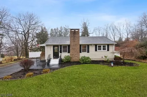 1072 Sussex Tpke, Randolph, NJ 07869