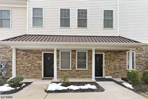 46 Elston Ct, Haskell, NJ 07420