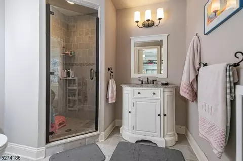 Bath - 196 Sunset Rd, Montgomery, NJ 08558 photo 6 of 7