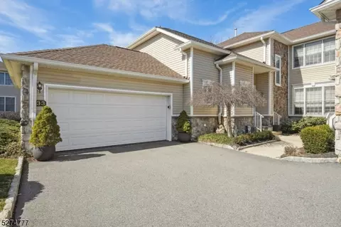 33 Oconnor Cir, West Orange, NJ 07052