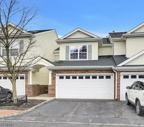 1907 Middlefield Ct, Denville, NJ 07834