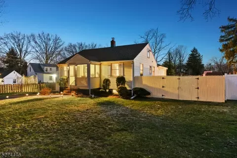 265 Lawrence Ave, North Plainfield, NJ 07063