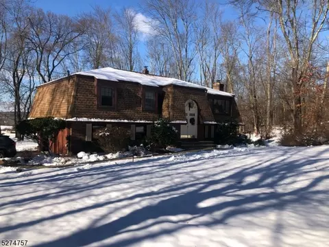 93 Passaic Valley Rd, Montville, NJ 07045
