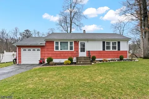 4 Dardale Ter, Haskell, NJ 07420