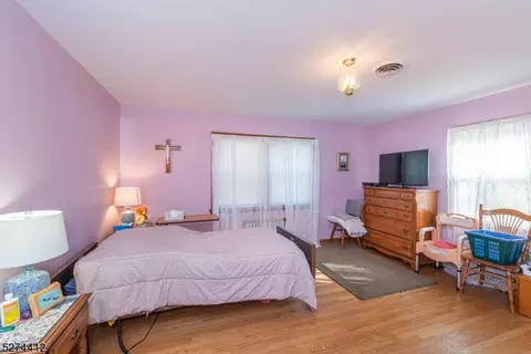 422 Terhune Dr, Wayne, NJ 07470 photo 20