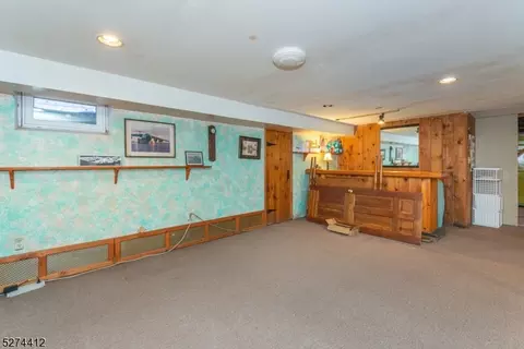 422 Terhune Dr, Wayne, NJ 07470 photo 28