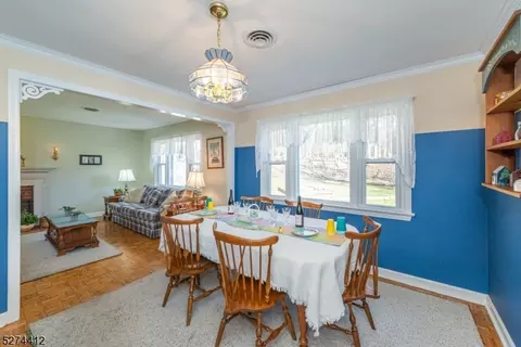 422 Terhune Dr, Wayne, NJ 07470 photo 10