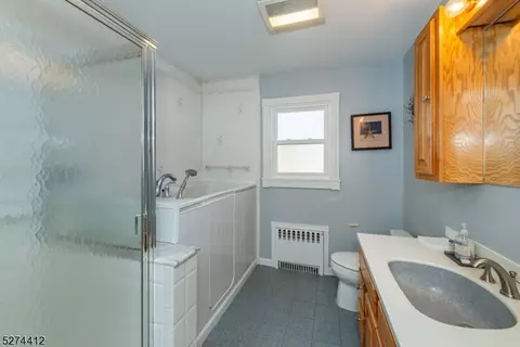 422 Terhune Dr, Wayne, NJ 07470 photo 25
