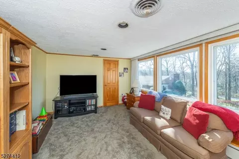 422 Terhune Dr, Wayne, NJ 07470 photo 19