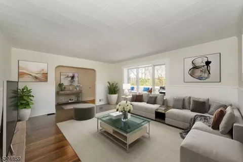 307 Dogwood Dr, Hampton, NJ 08827 photo 2