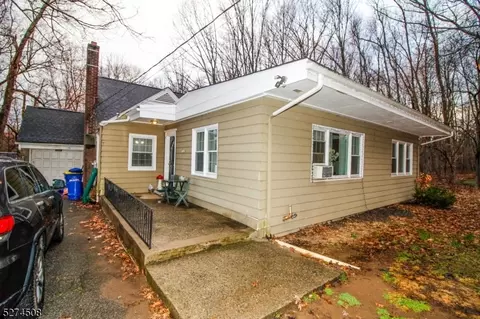 1388 Sussex Tpke, Randolph, NJ 07869