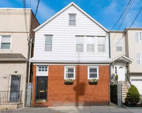 707 3rd Ave, Elizabeth, NJ 07202