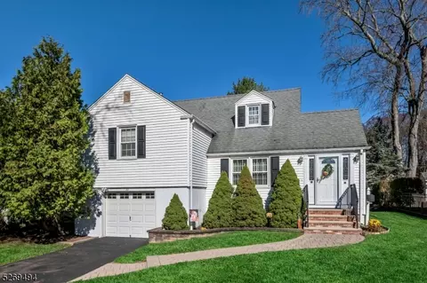 33 Elmwood Rd, Florham Park, NJ 07932
