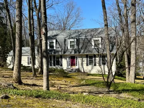 23 Lord William Penn Dr, Morristown, NJ 07960