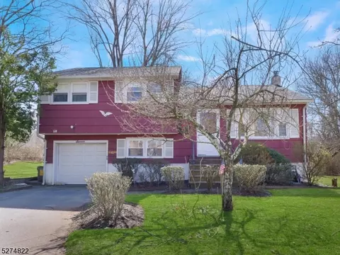 7 North Rd, Wayne, NJ 07470