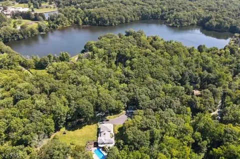 40 Payne Rd, Newton, NJ 07860