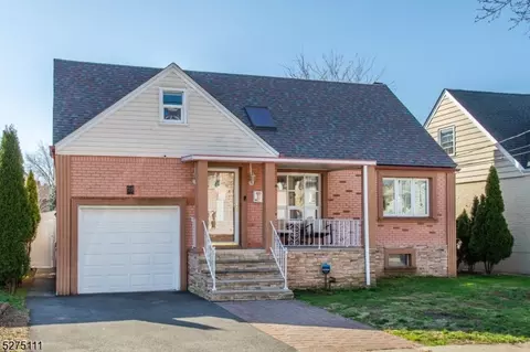 21 Hillman St, Clifton, NJ 07011