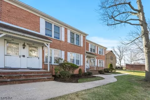 99 Briarwood Path, Clark, NJ 07066