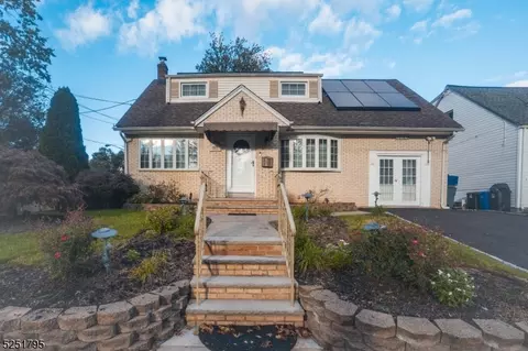 1129 Sayre Rd, Union, NJ 07083