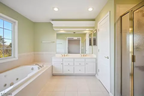 48 Mulberry Ct #48, Paramus, NJ 07652 photo 20