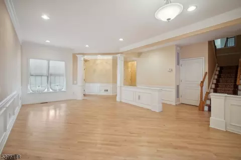 48 Mulberry Ct #48, Paramus, NJ 07652 photo 4