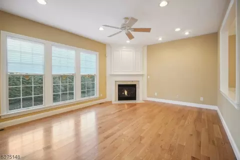 48 Mulberry Ct #48, Paramus, NJ 07652 photo 7