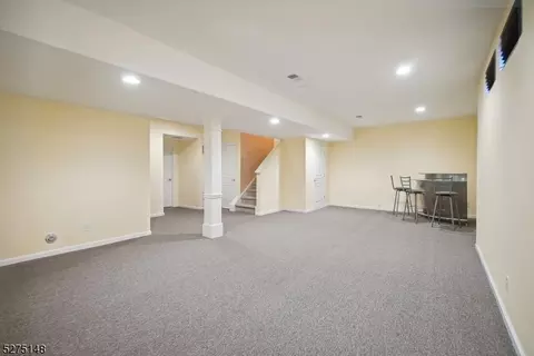 48 Mulberry Ct #48, Paramus, NJ 07652 photo 31