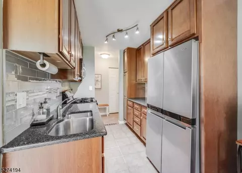 1 River Rd #A, Nutley, NJ 07110 photo 11