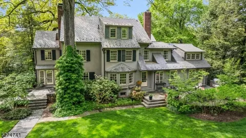 75 Essex Rd, Summit, NJ 07901