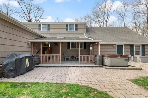 23 Highland Ave, Long Hill, NJ 07933 photo 46