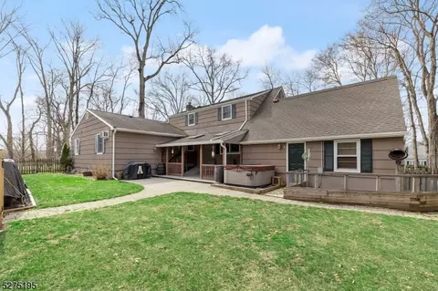 23 Highland Ave, Long Hill, NJ 07933 photo 45