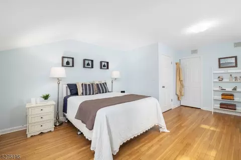23 Highland Ave, Long Hill, NJ 07933 photo 32