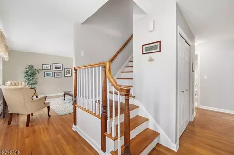 23 Highland Ave, Long Hill, NJ 07933 photo 7