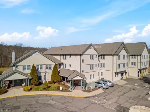 99 Park Edge #3K, Berkeley Heights, NJ 07922