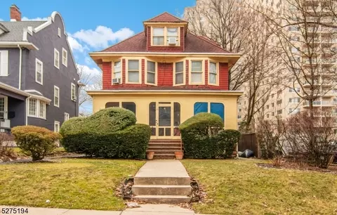 15 E Highland Ave, East Orange, NJ 07018