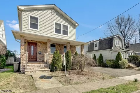 1-17 Hartley Pl, Fair Lawn, NJ 07410
